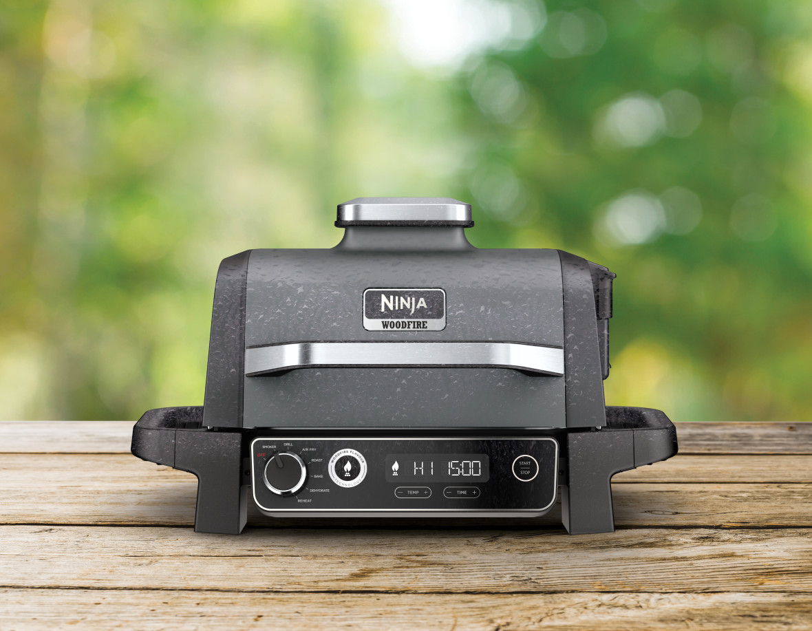 Электрический гриль-барбекю и коптильня Ninja Woodfire OG701EU