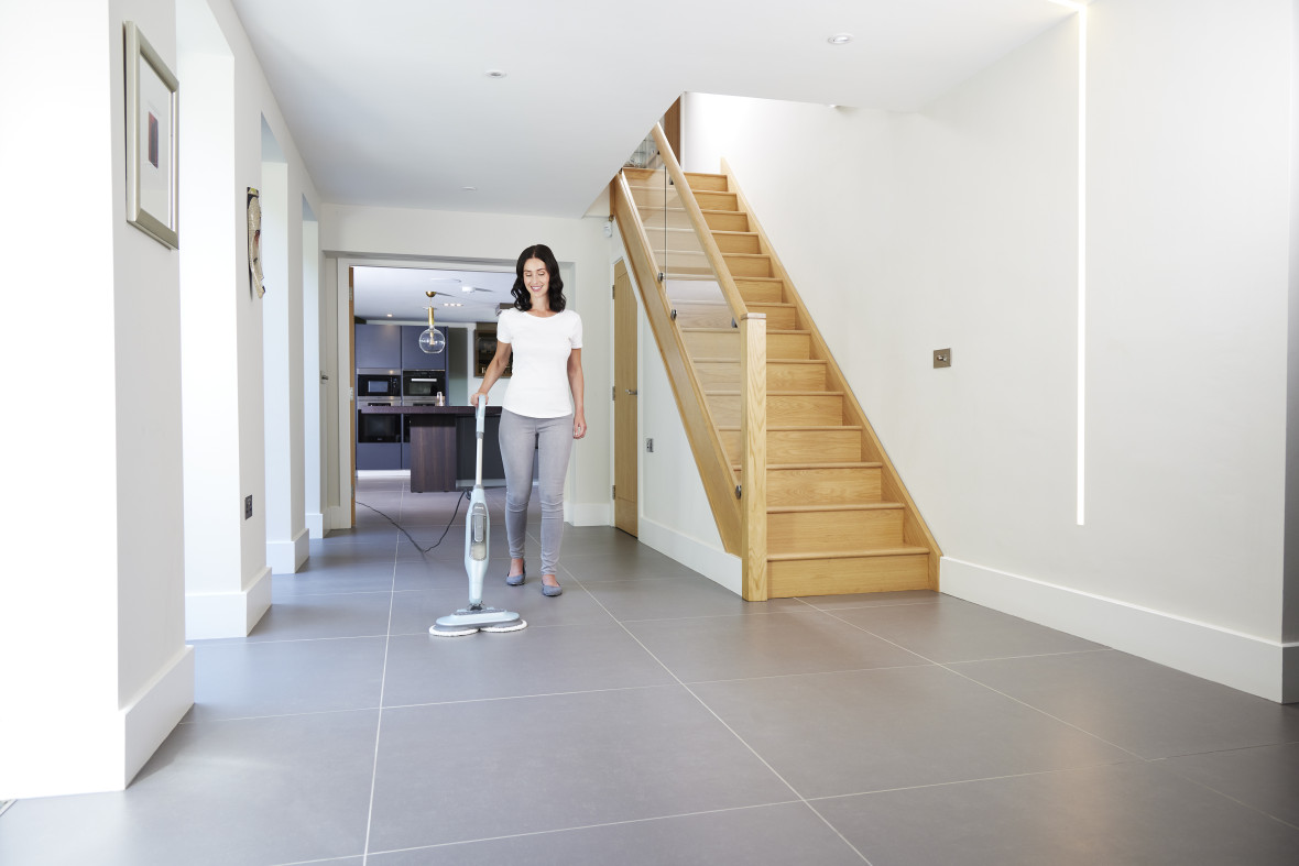Паровая швабра Shark Steam & Scrub Automatic Steam Mop S6002EU